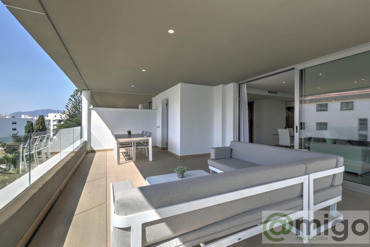 For sale of penthouse in Marbella
