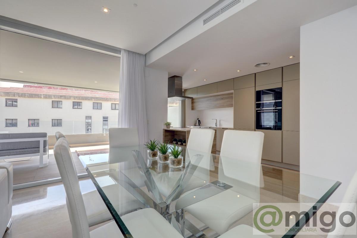 For sale of penthouse in Marbella