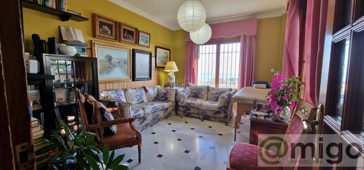 Venta de villa en Málaga Este