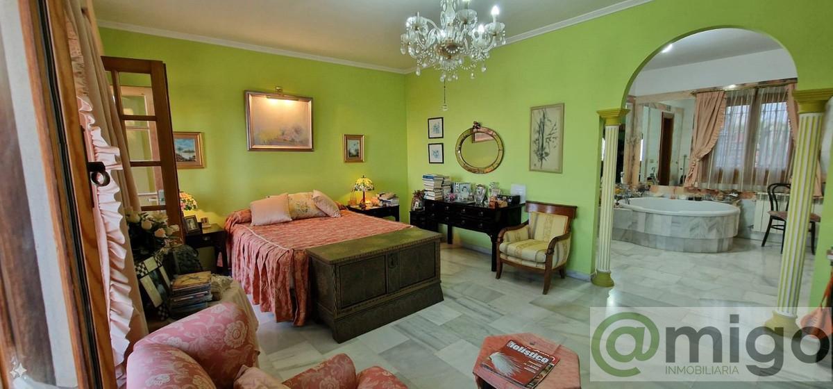 Venta de villa en Málaga Este