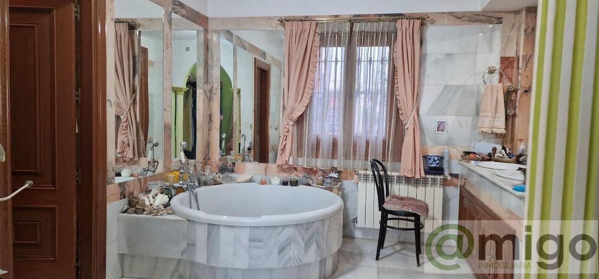 Venta de villa en Málaga Este