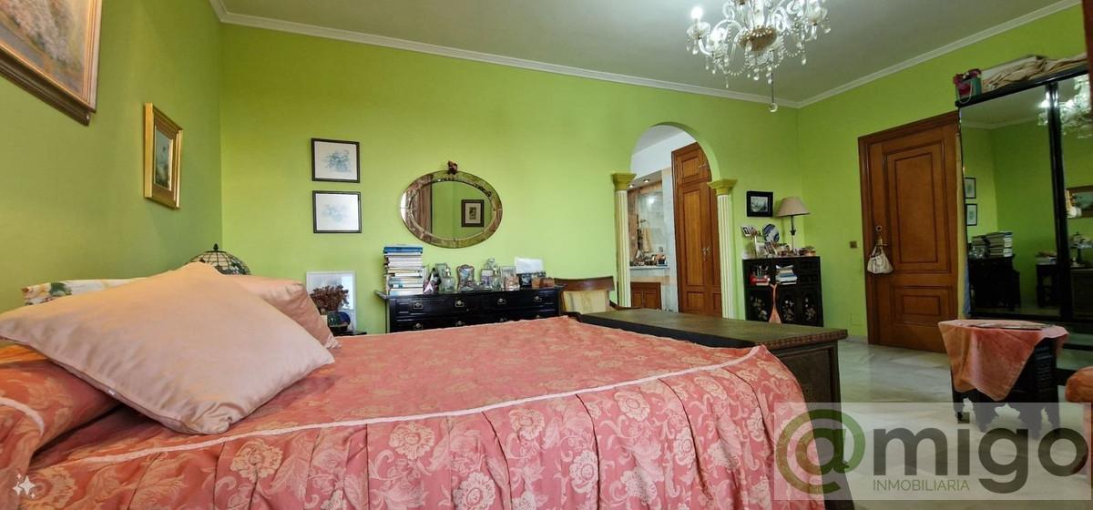 Venta de villa en Málaga Este