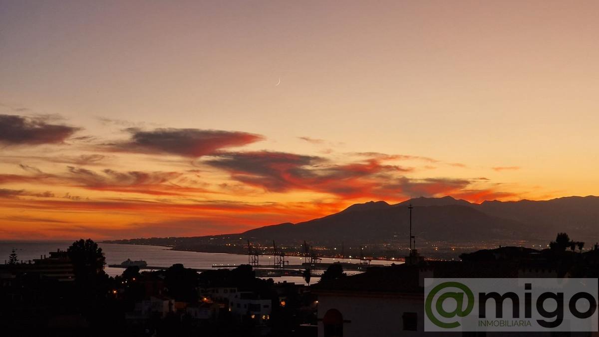 Venta de villa en Málaga Este