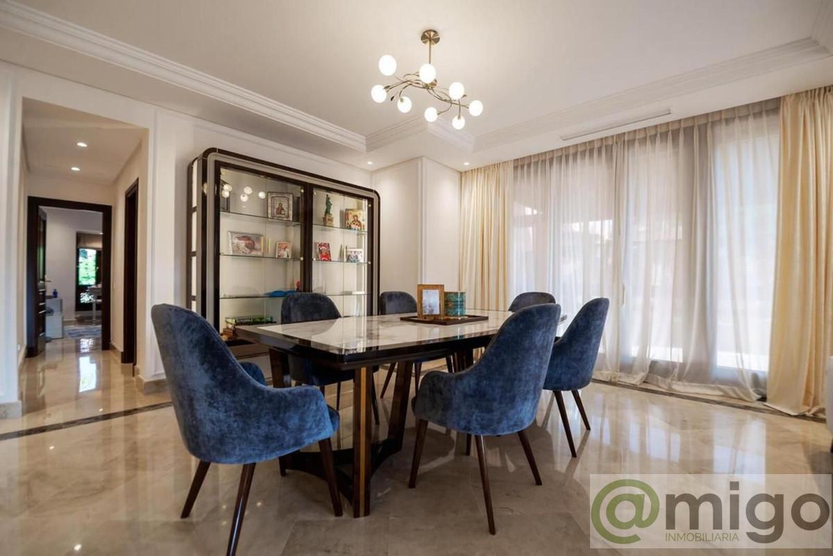 Venta de Ático en Estepona