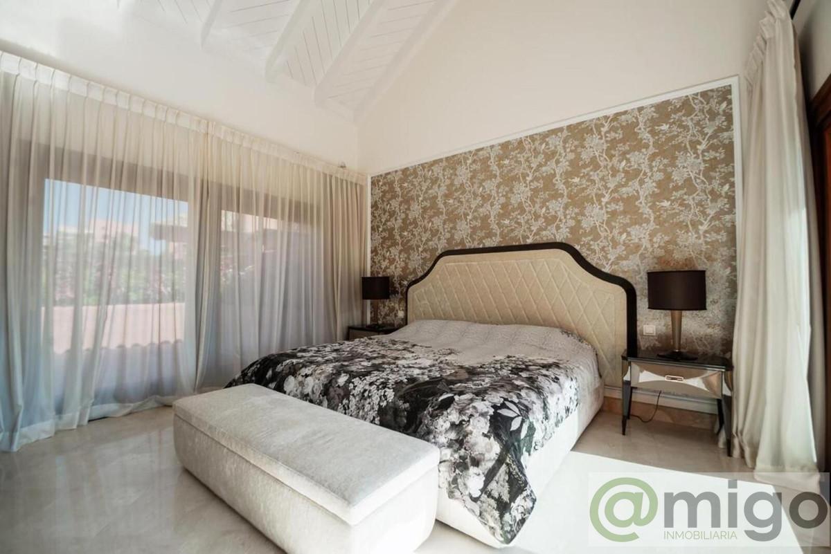 Venta de Ático en Estepona