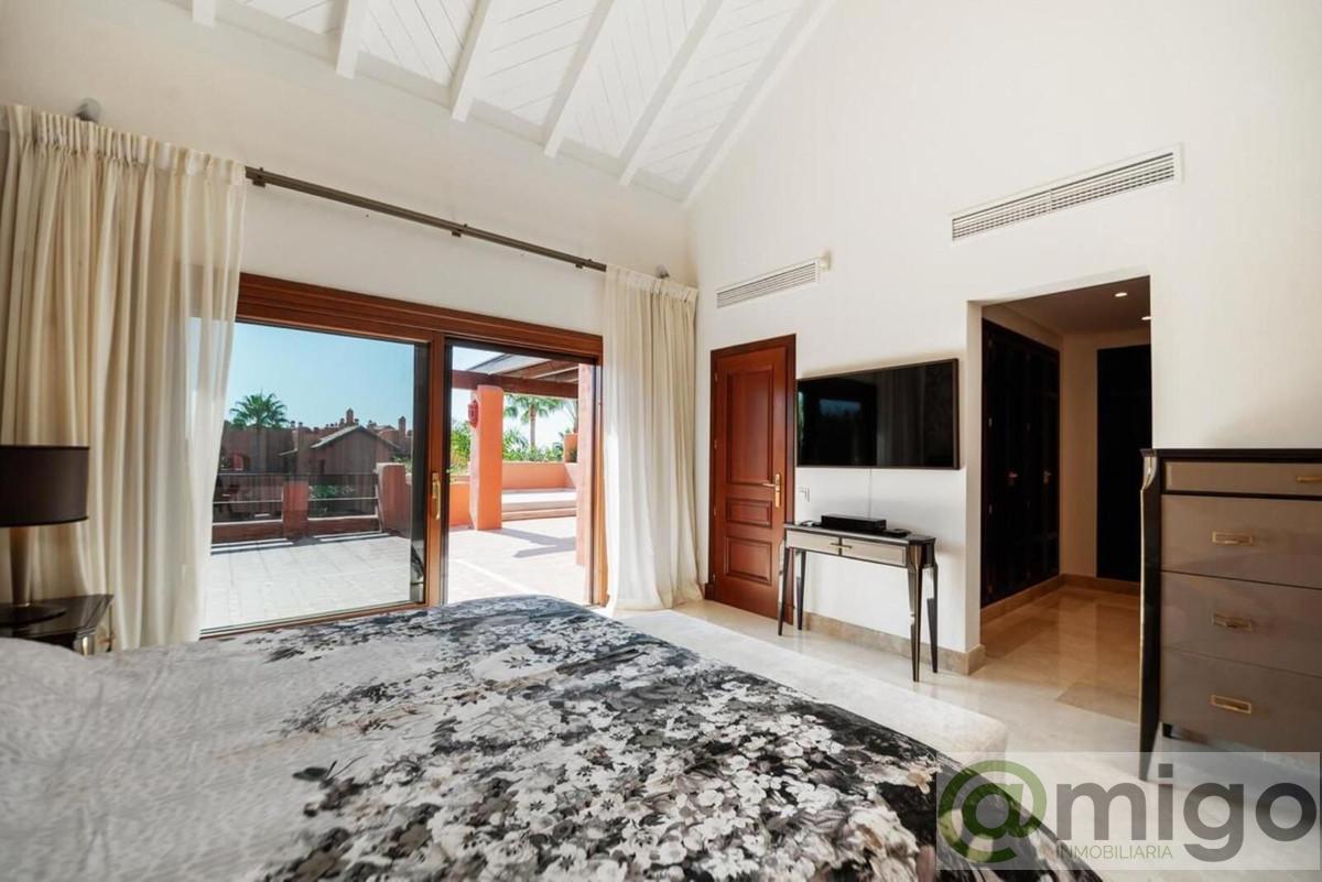 Venta de Ático en Estepona