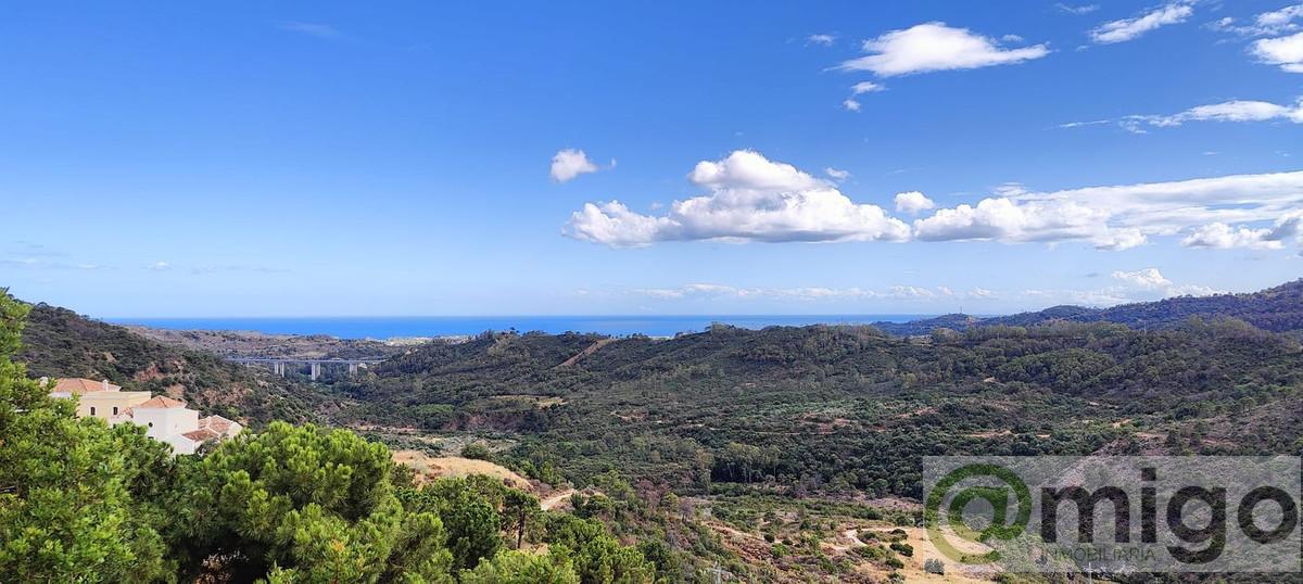 For sale of land in Marbella