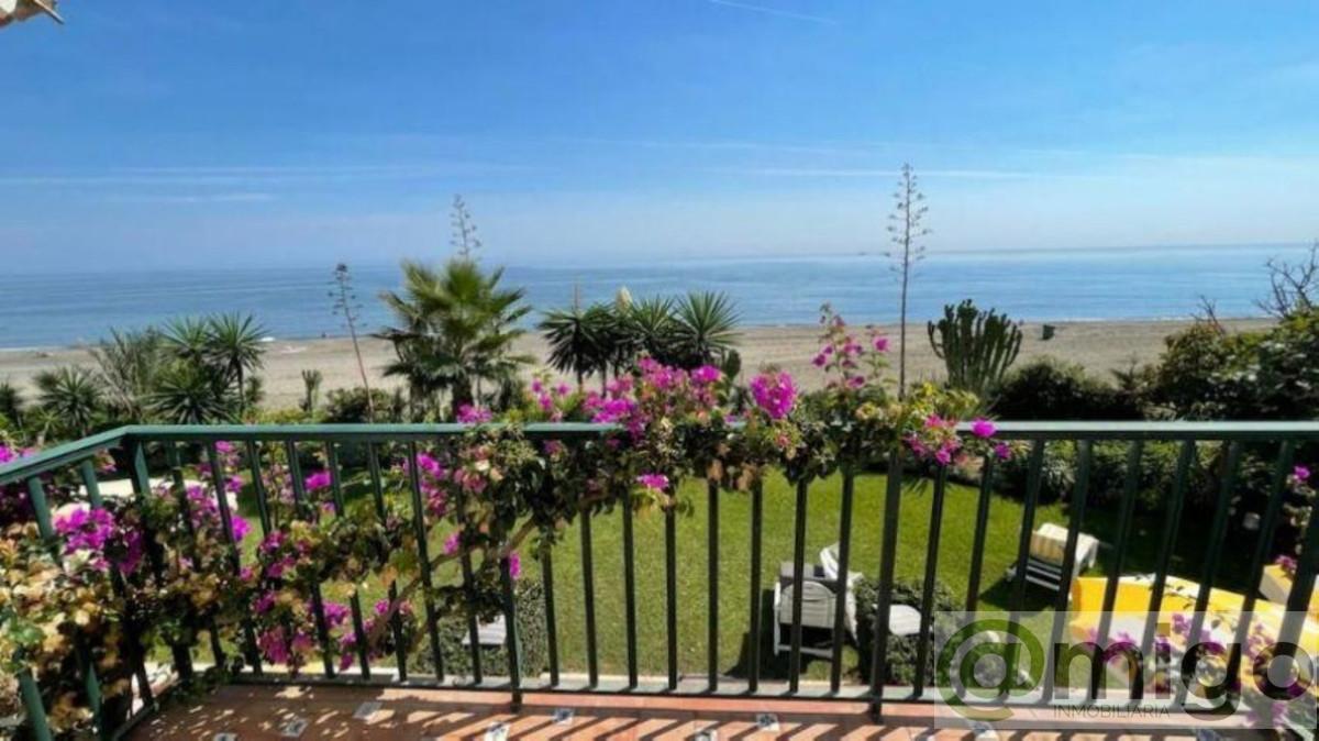 Venta de villa en Costalita