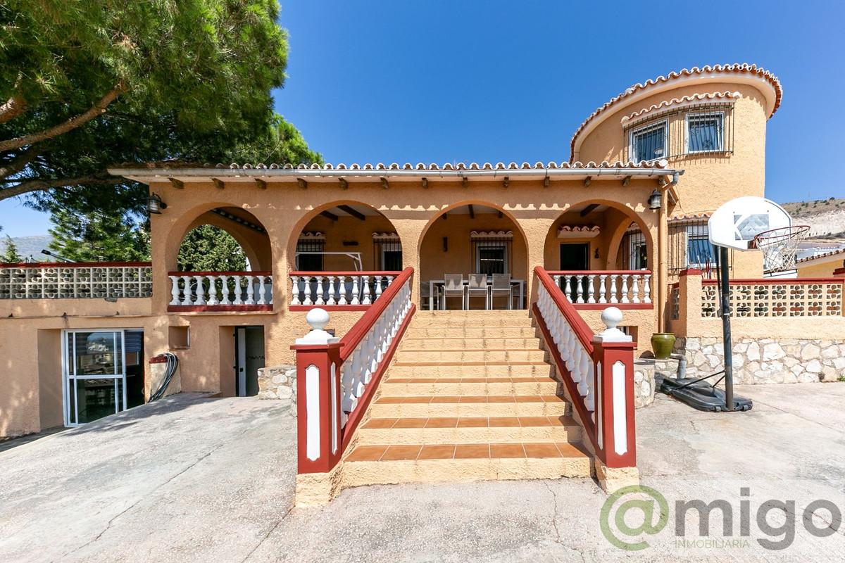 Venta de villa en Benalmadena