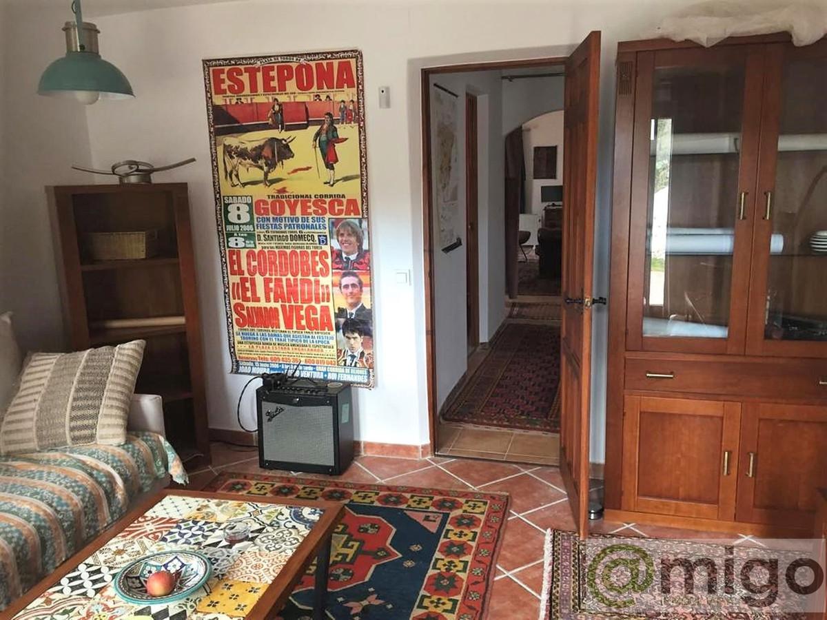 Venta de villa en Casares