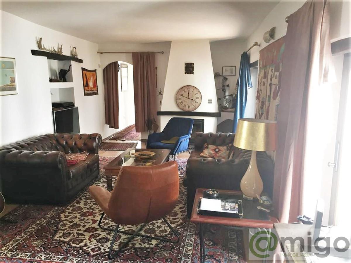 Venta de villa en Casares