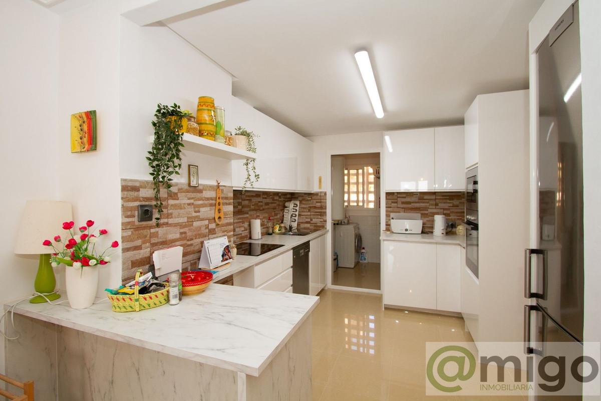 For sale of apartment in Marbella