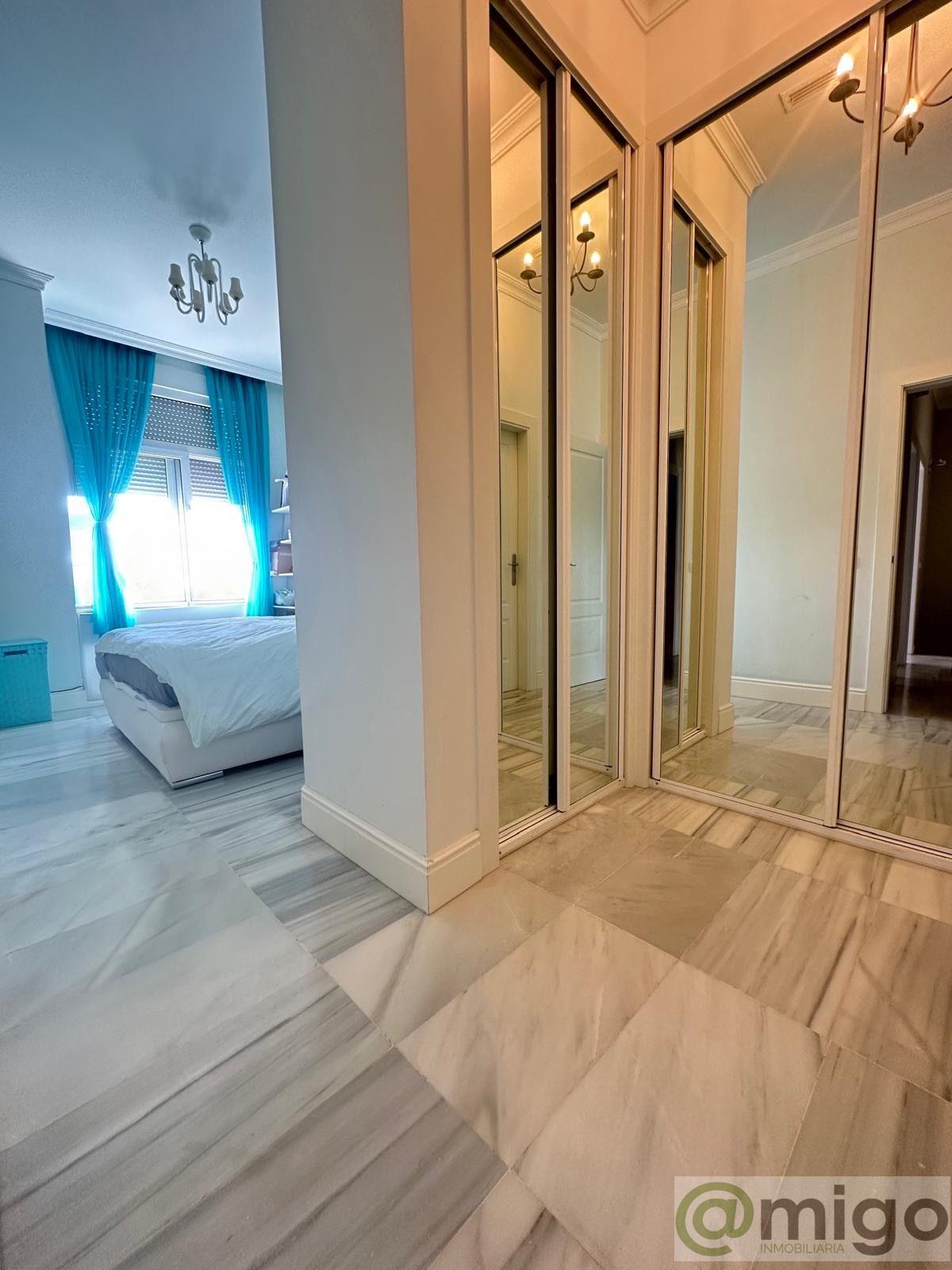 Venta de villa en Benalmadena Costa