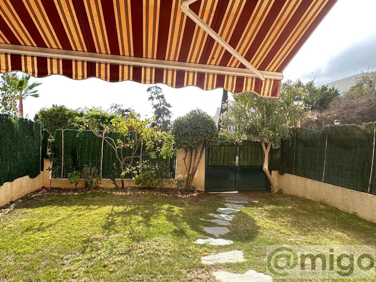 Venta de villa en Benalmadena Costa