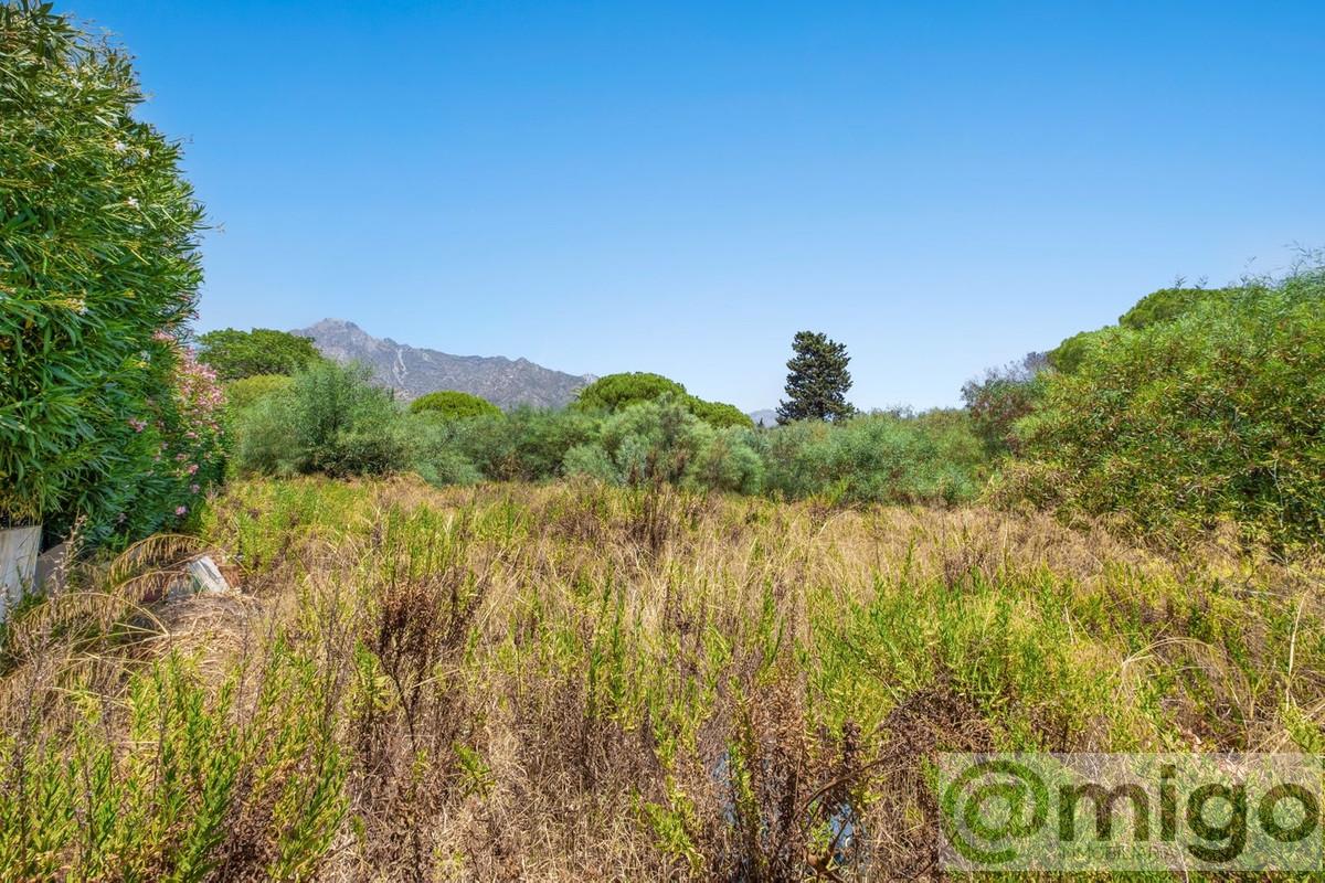 Продажа от

 Земельные участки на Marbella