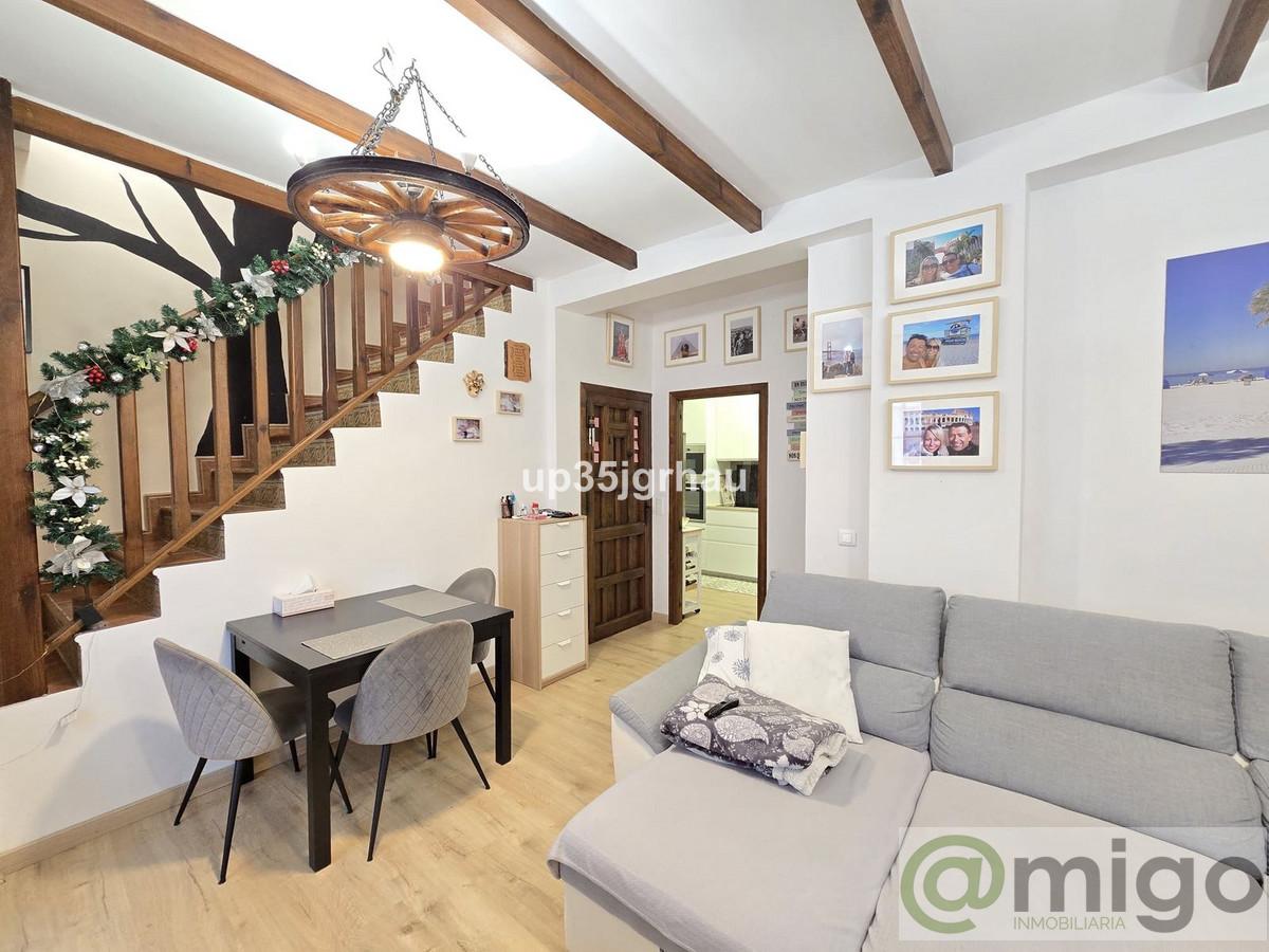 For sale of commercial in Estepona