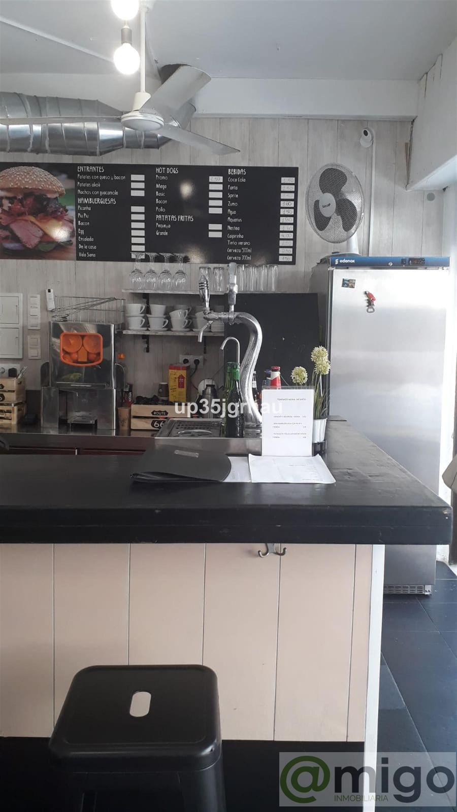 For sale of commercial in Estepona