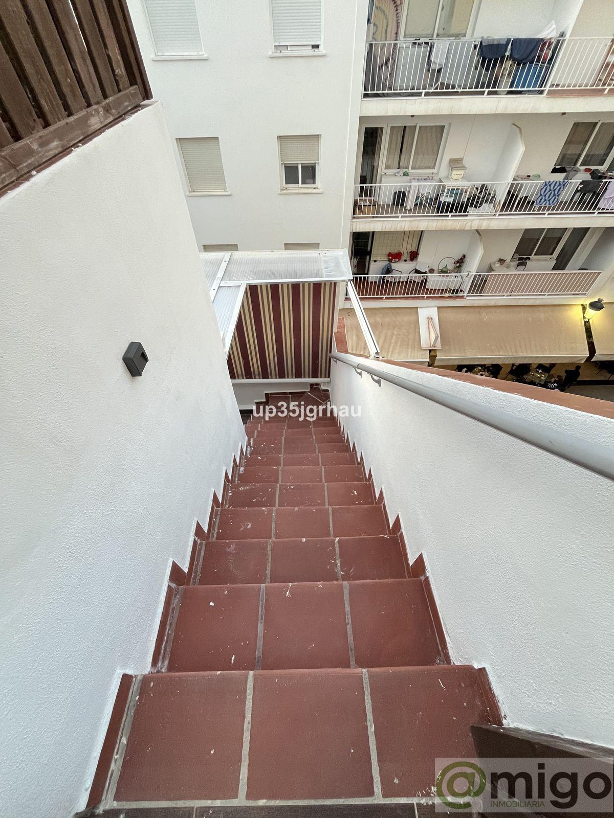 For sale of commercial in Estepona
