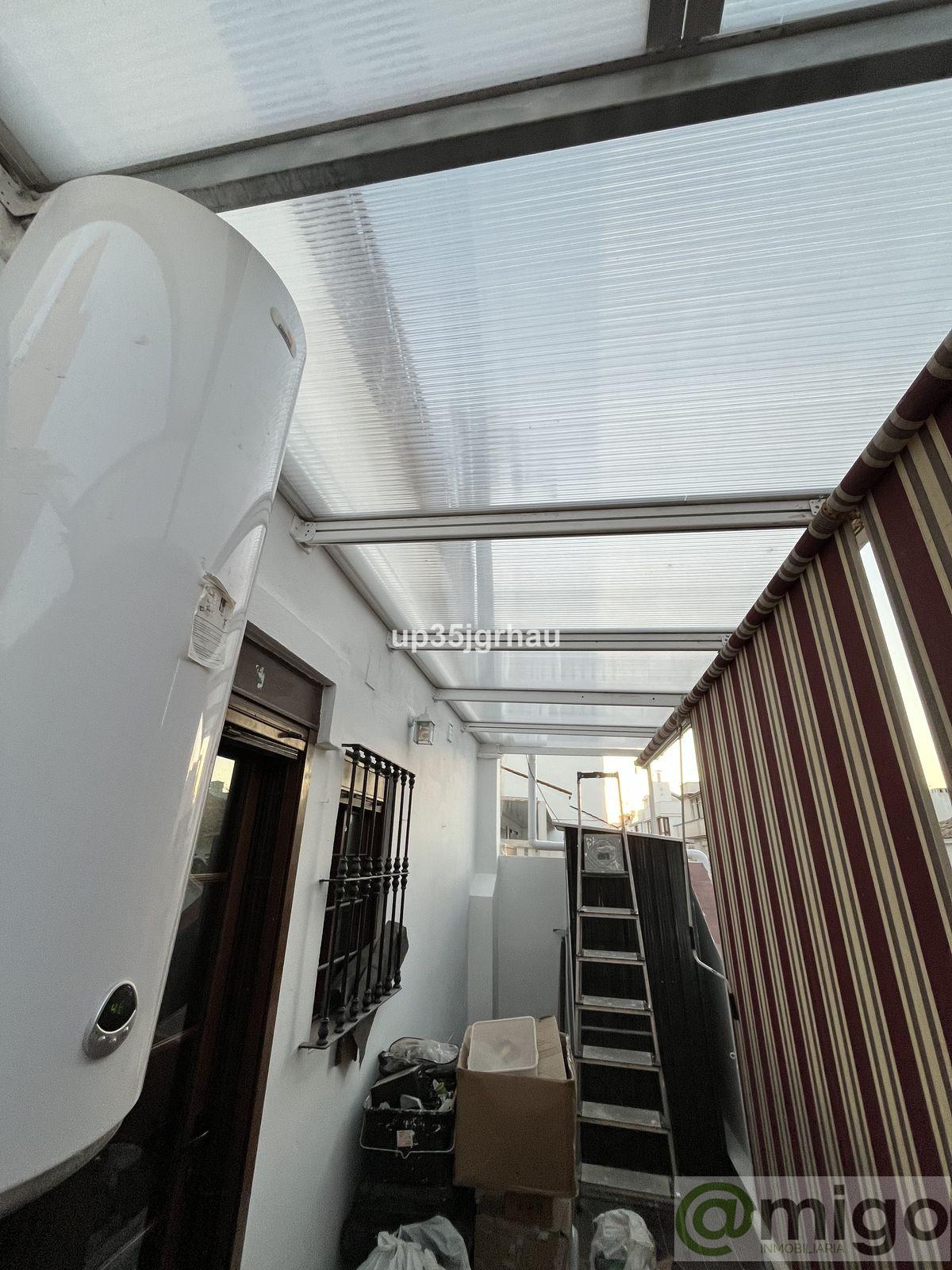 For sale of commercial in Estepona