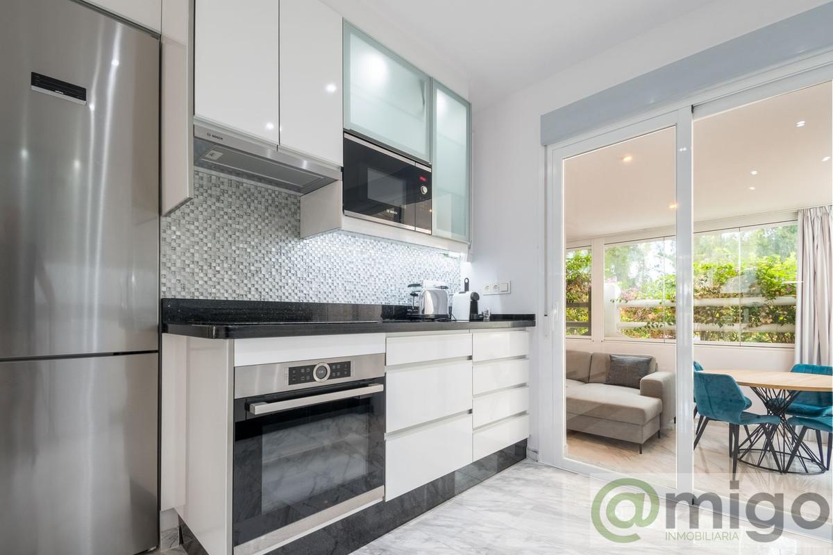 For sale of apartment in Marbella