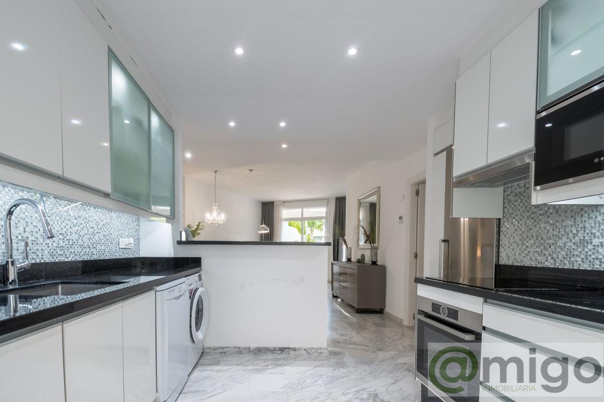 For sale of apartment in Marbella