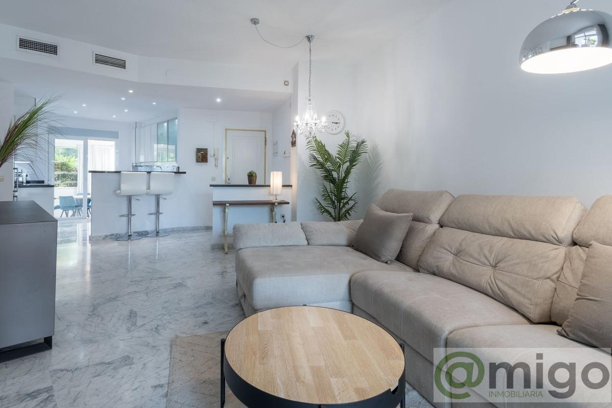 For sale of apartment in Marbella