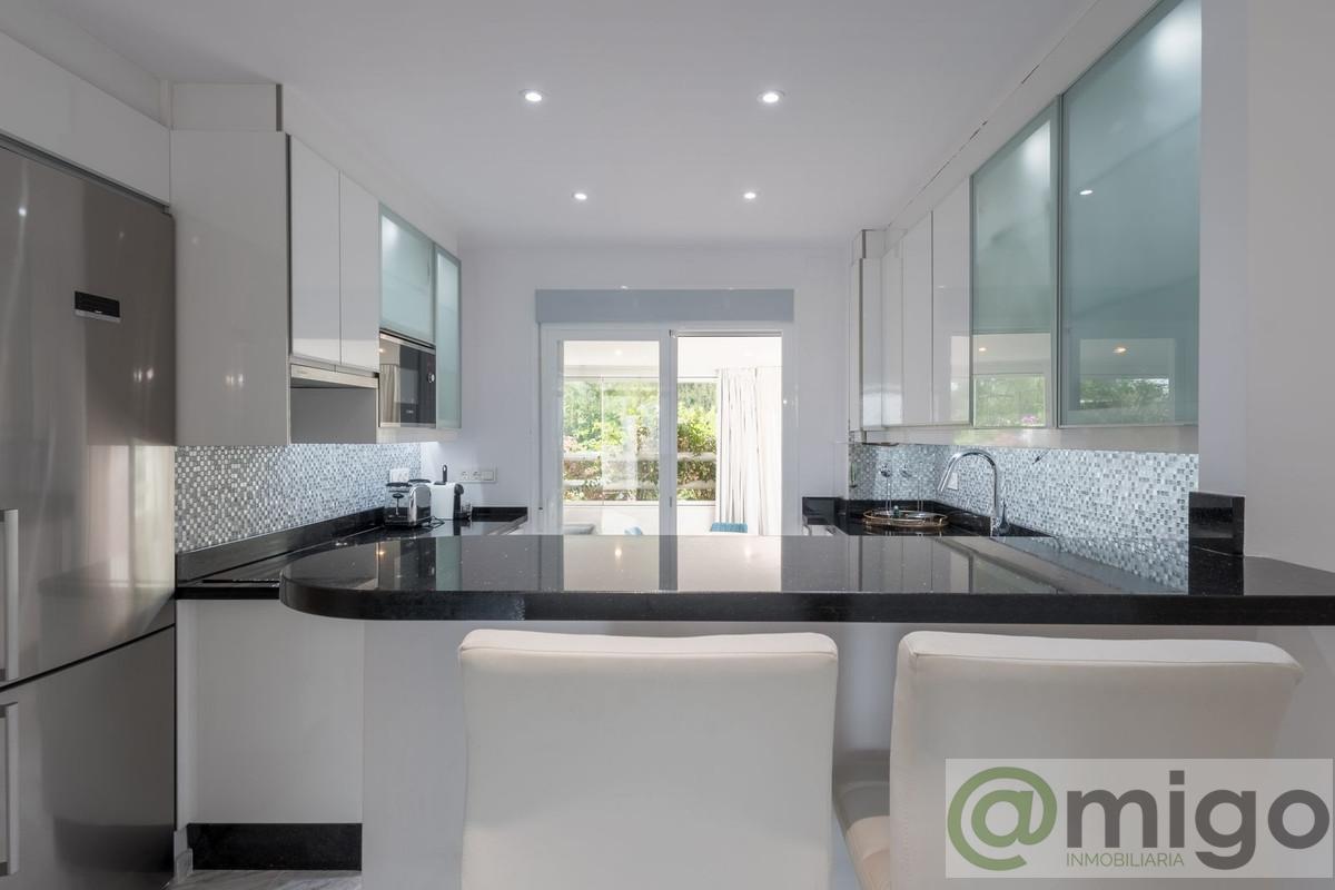 For sale of apartment in Marbella