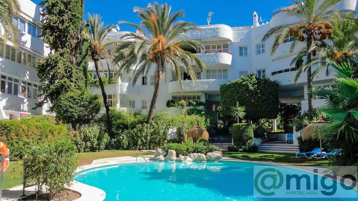 For sale of apartment in Marbella
