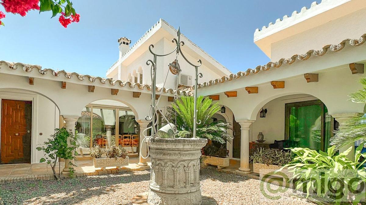 For sale of villa in Marbella