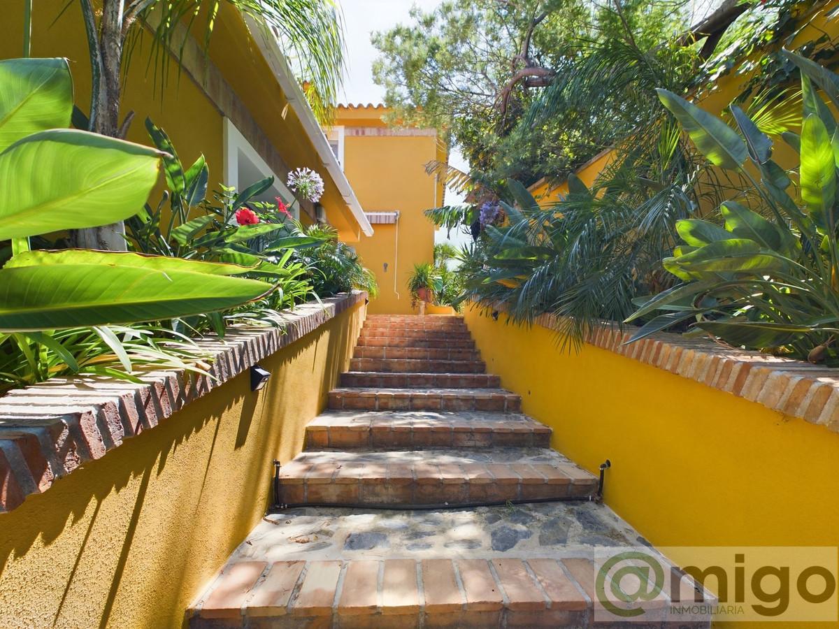 Venta de villa en Estepona