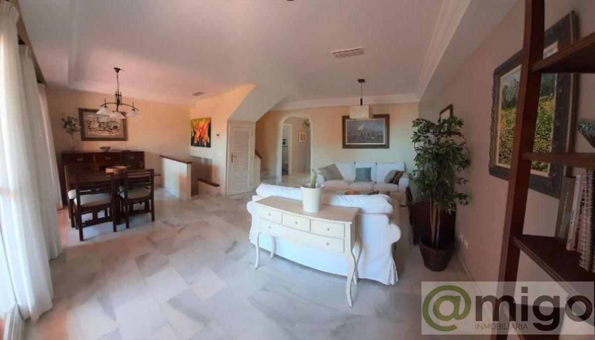 Venta de villa en Estepona