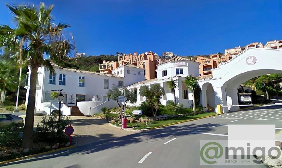 Venta de local en Manilva