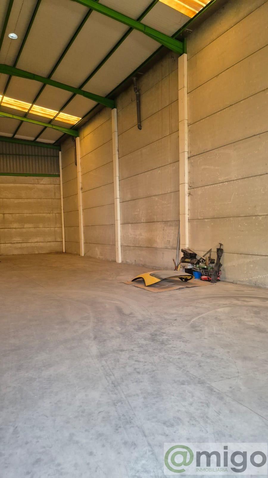 Venta de local en Coín