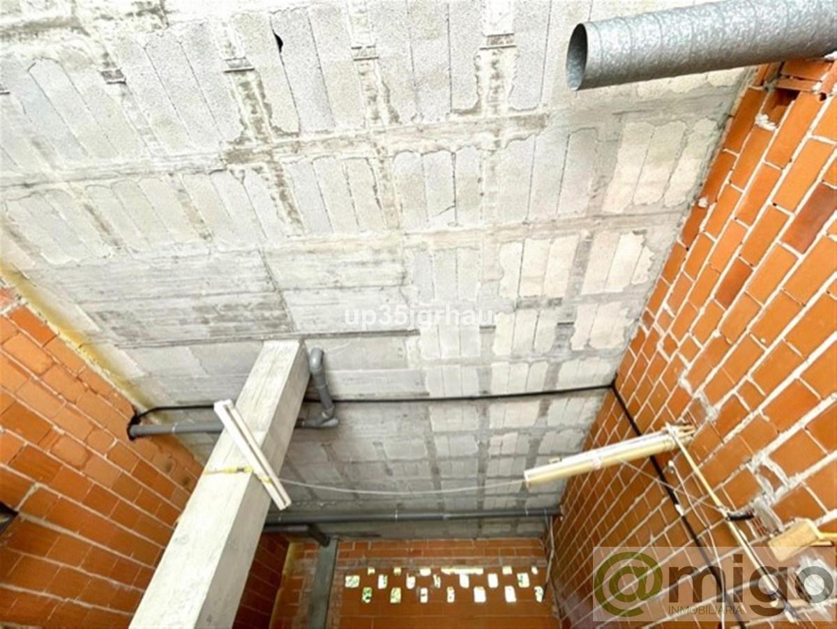 Venta de local en Estepona