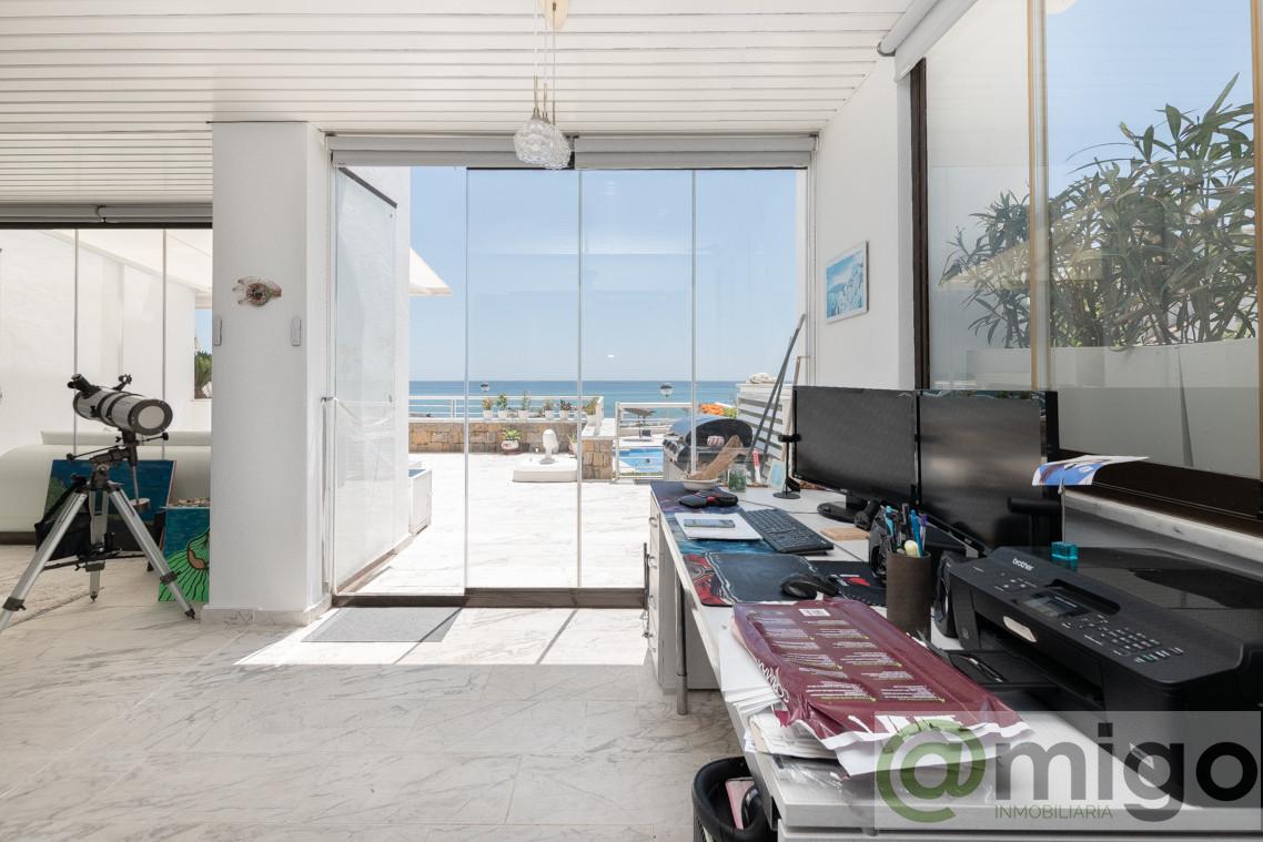 For sale of apartment in Casares Playa