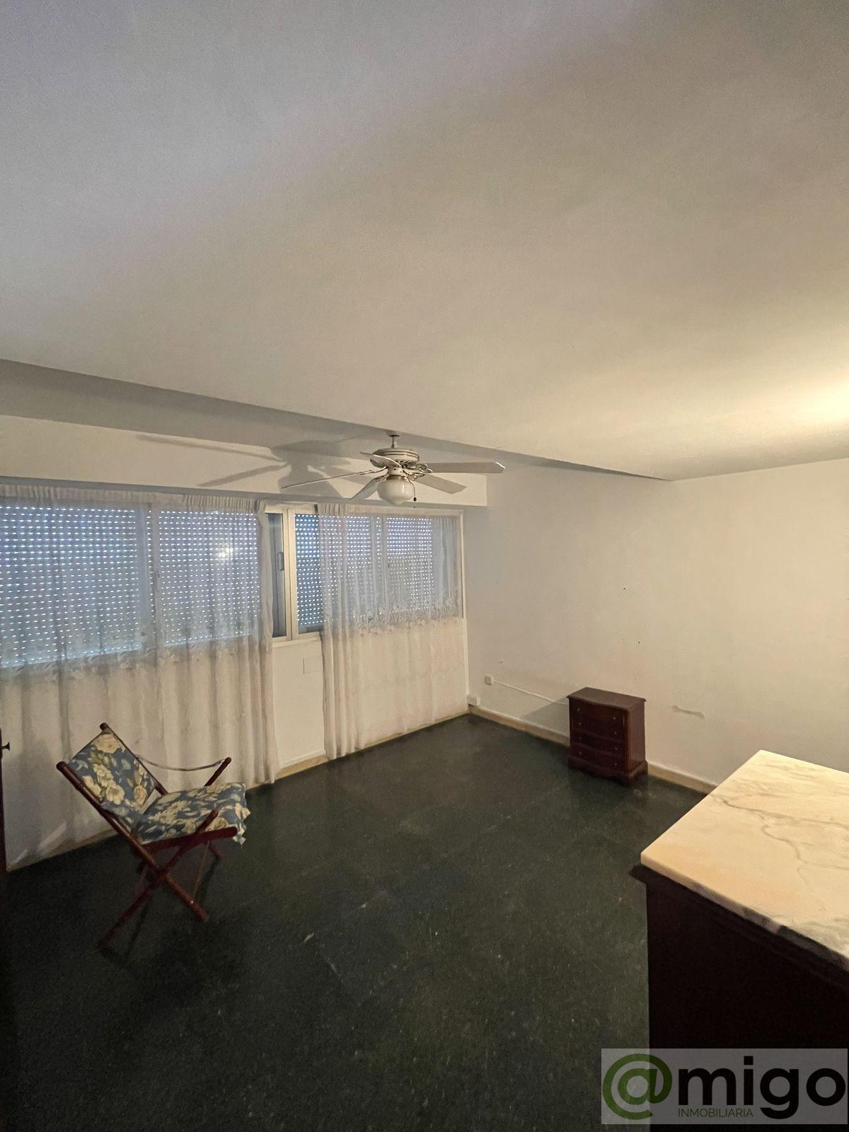 For sale of penthouse in Marbella