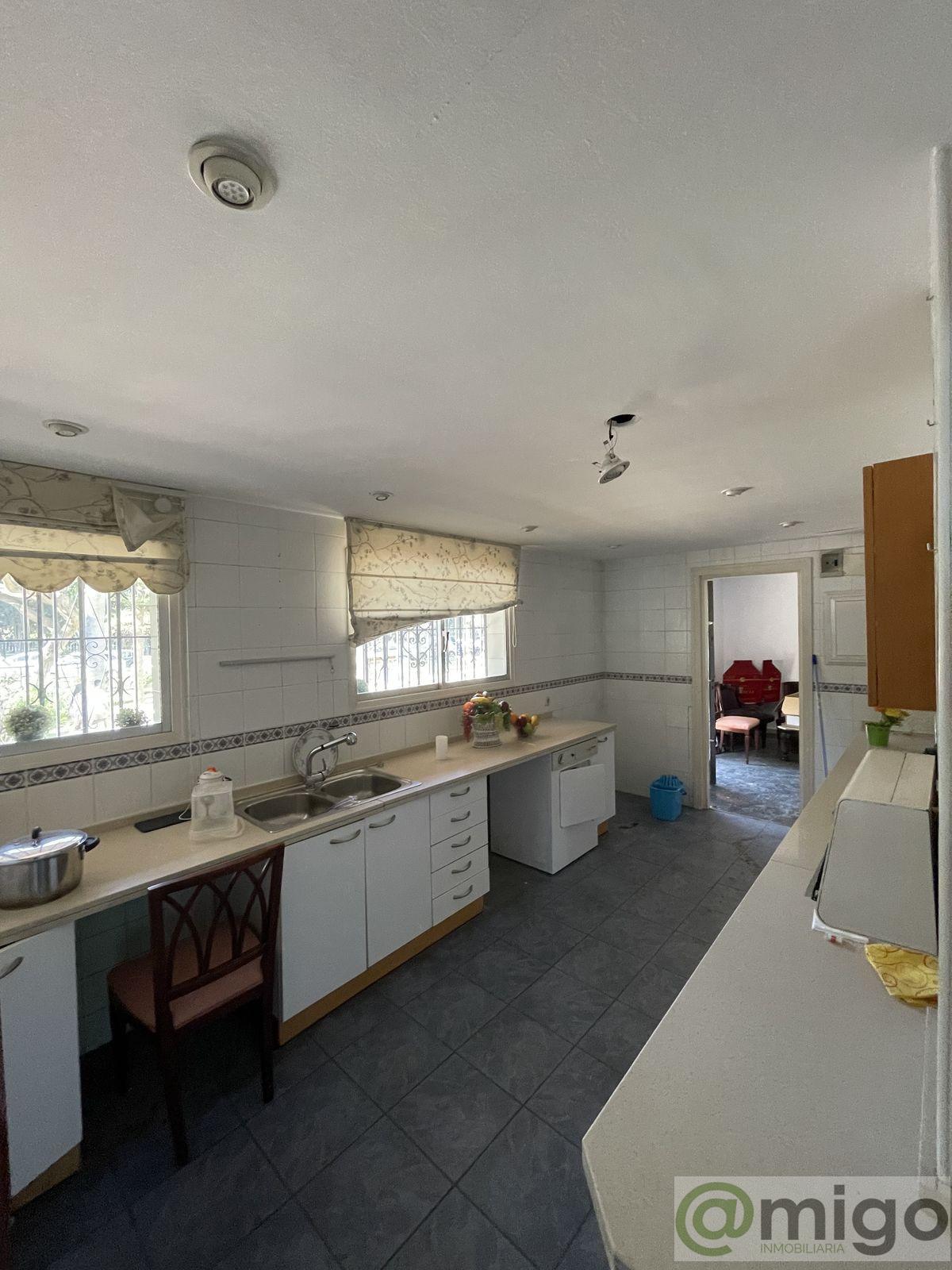 For sale of penthouse in Marbella