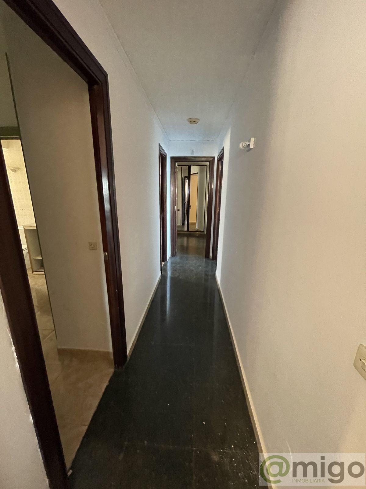 For sale of penthouse in Marbella