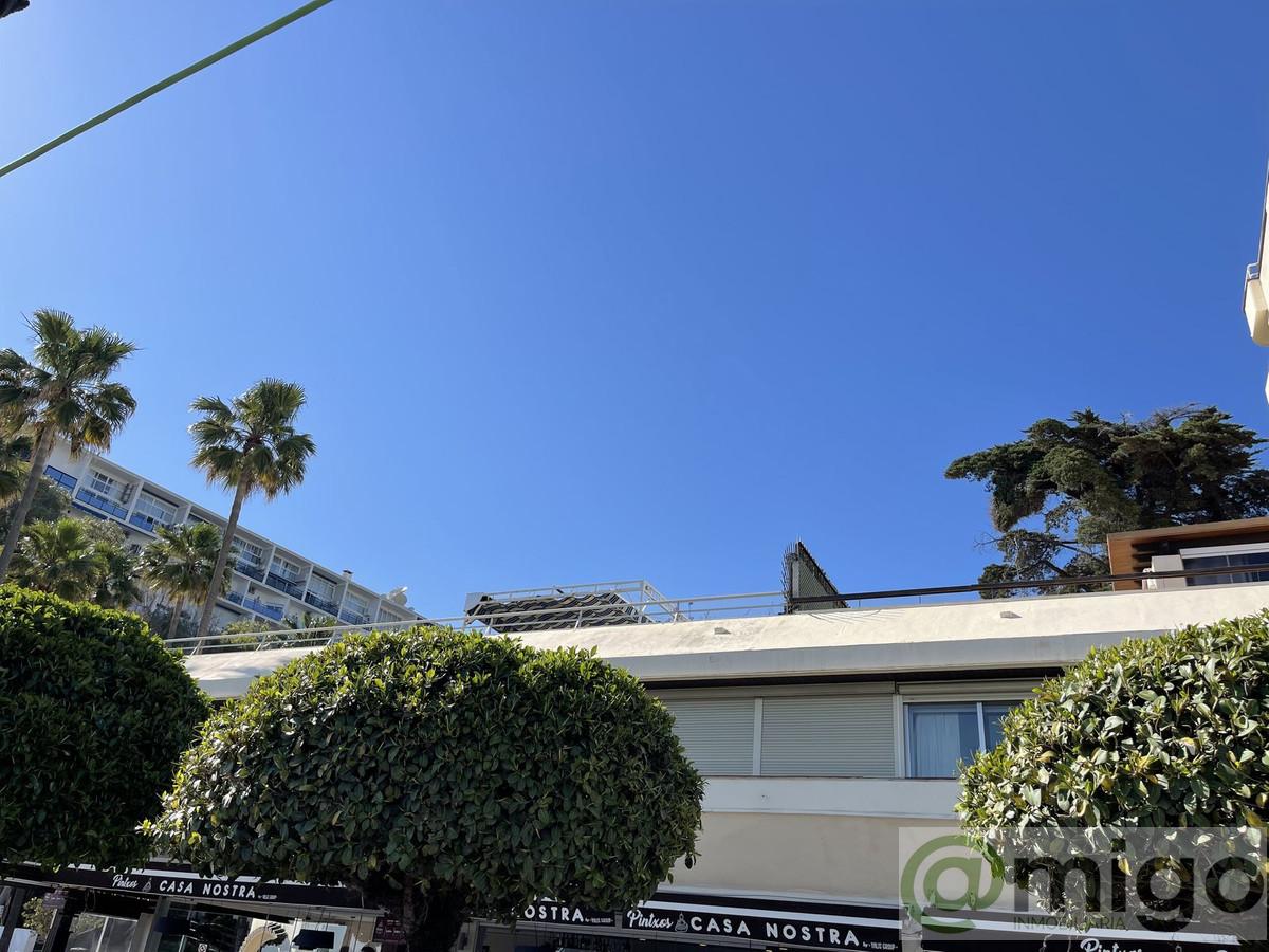 For sale of penthouse in Marbella