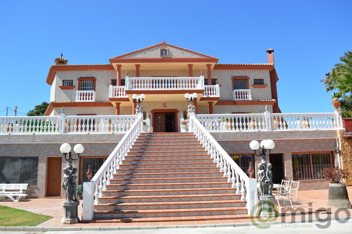 Venta de villa en La Cala de Mijas