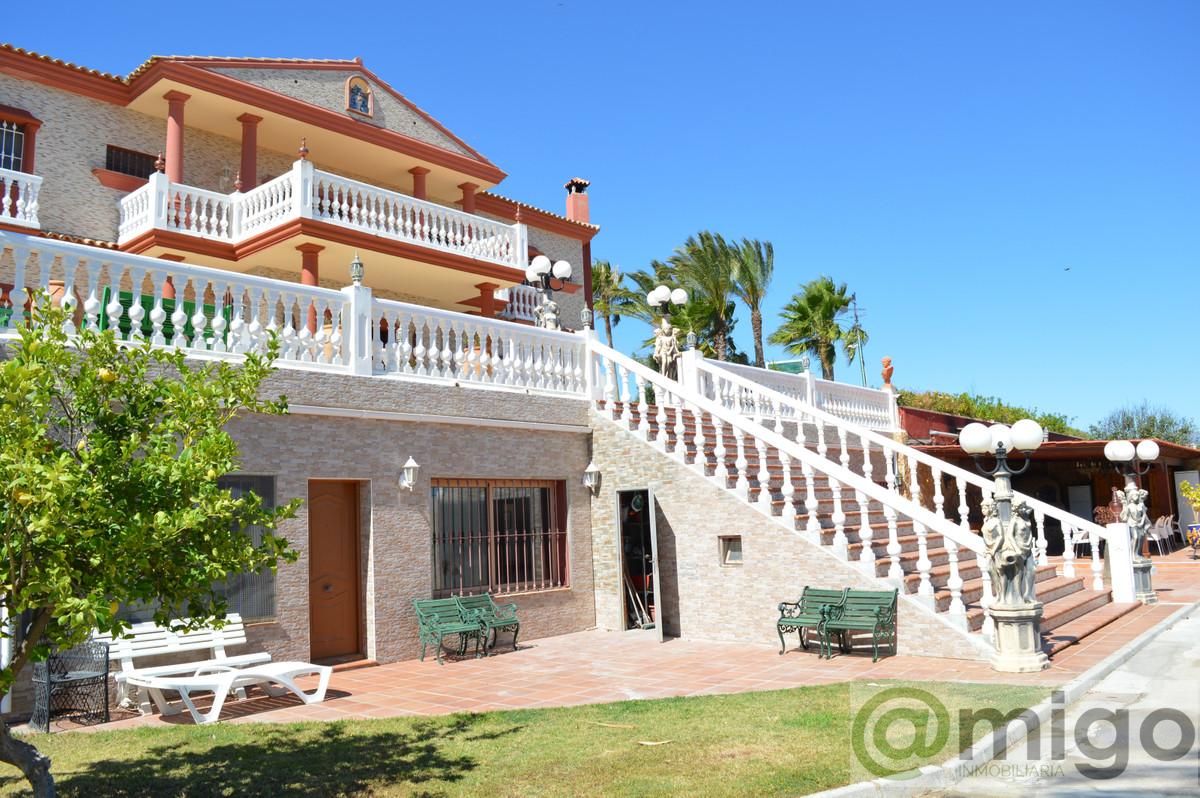 Venta de villa en La Cala de Mijas