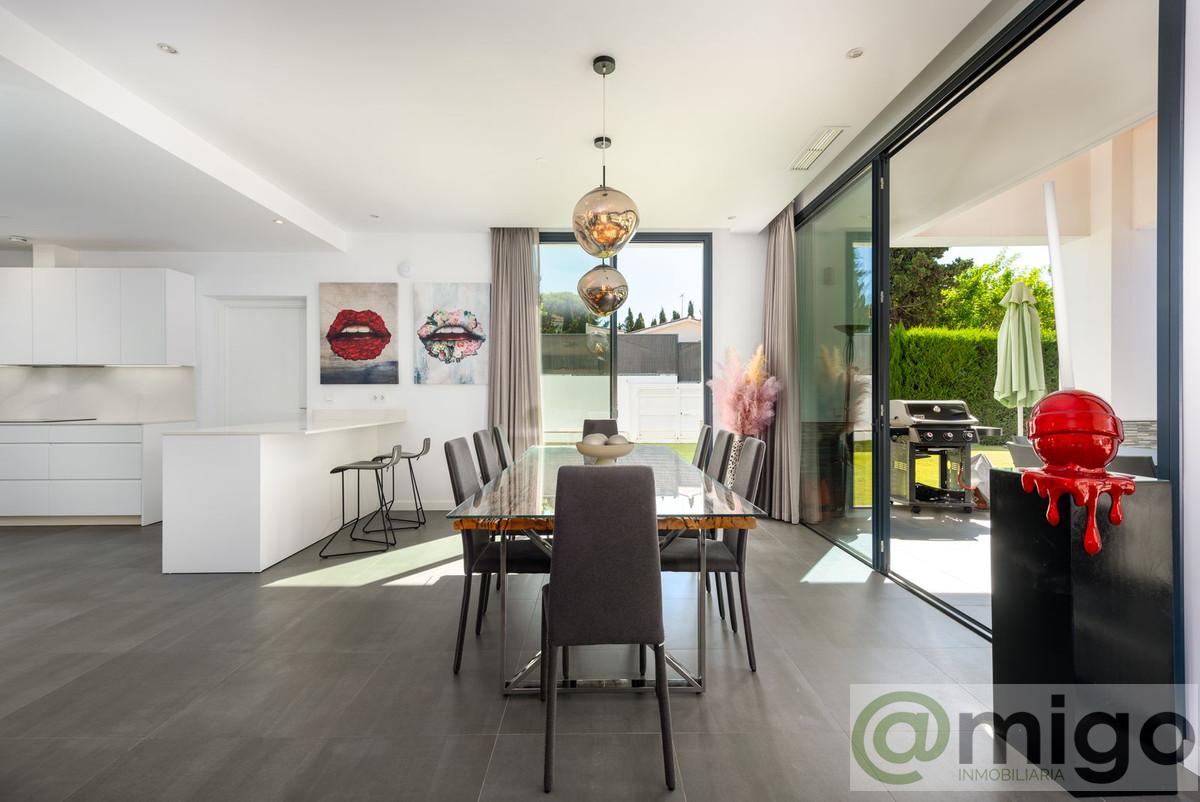 Venta de villa en Atalaya