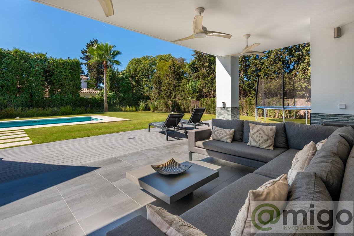 Venta de villa en Atalaya