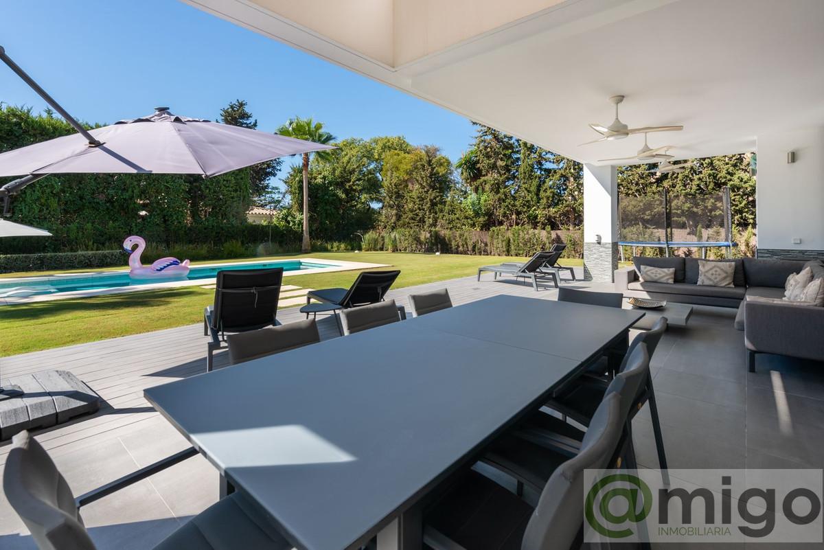 Venta de villa en Atalaya