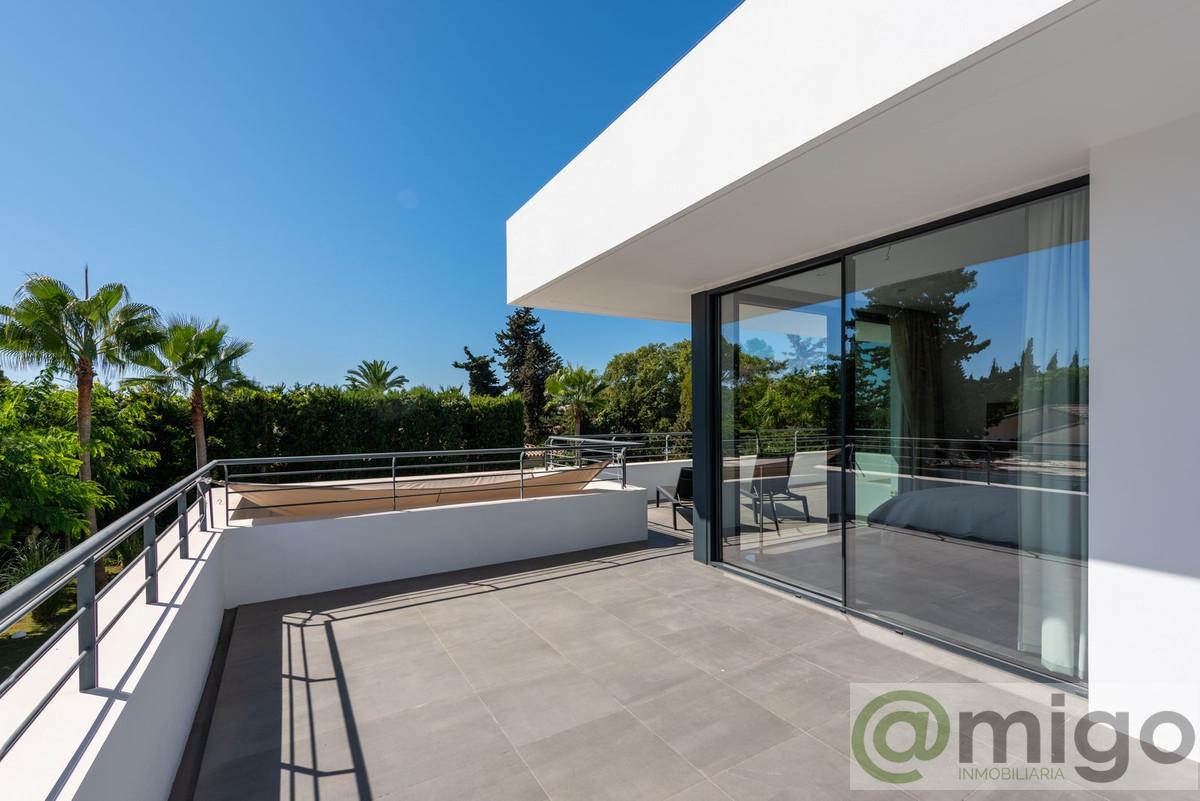 Venta de villa en Atalaya