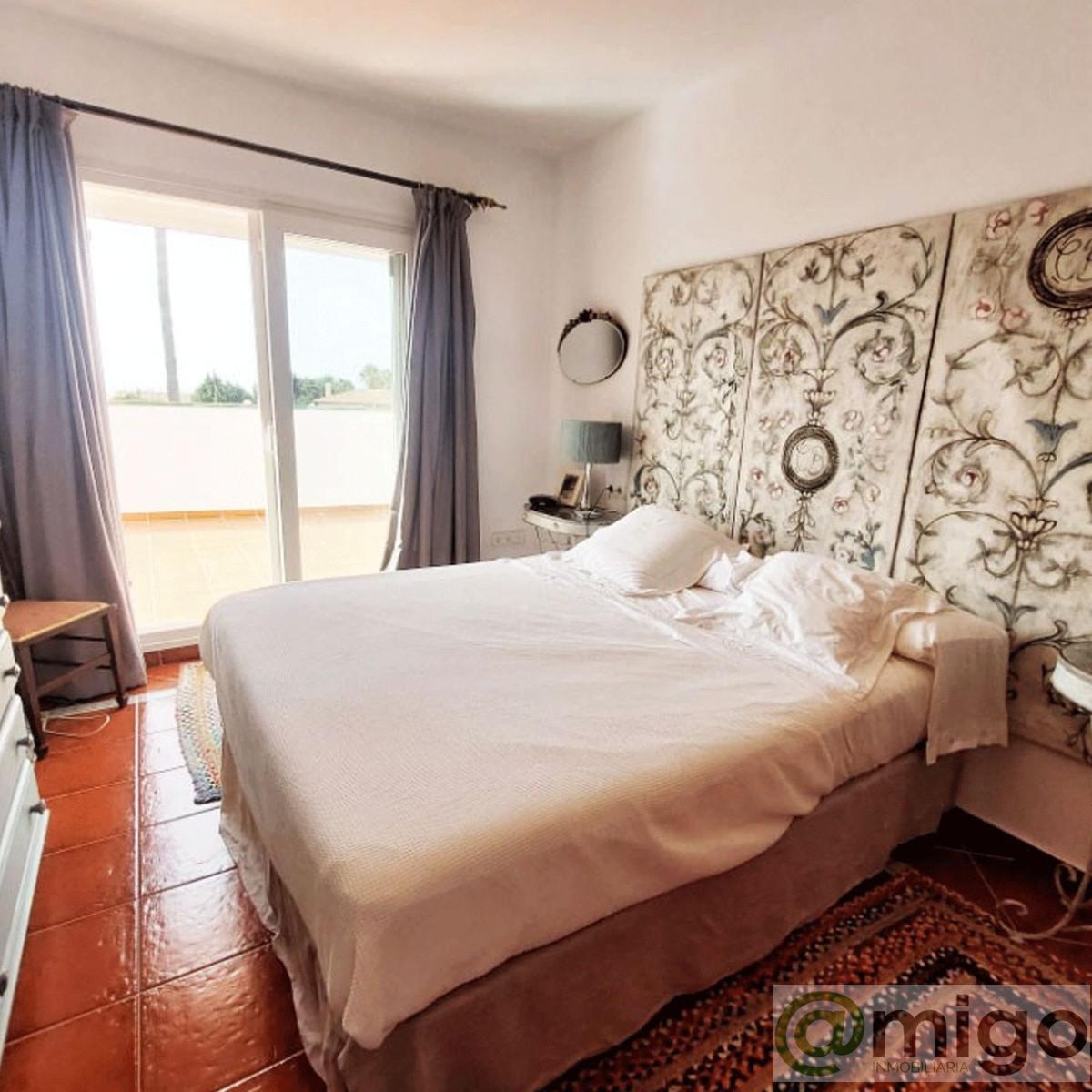 For sale of villa in Benalmadena Costa