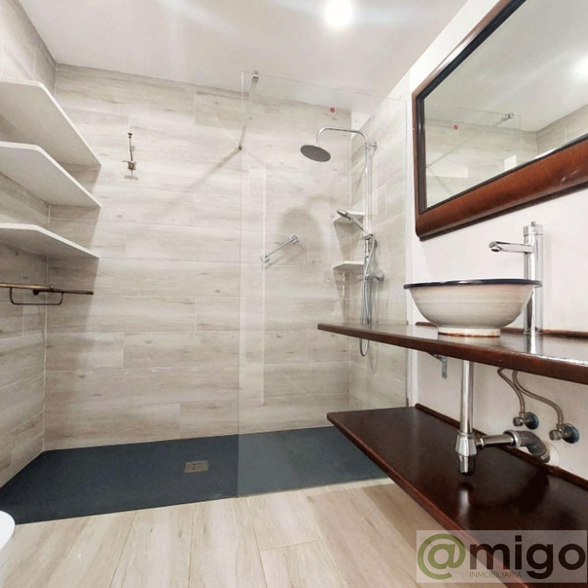 For sale of villa in Benalmadena Costa