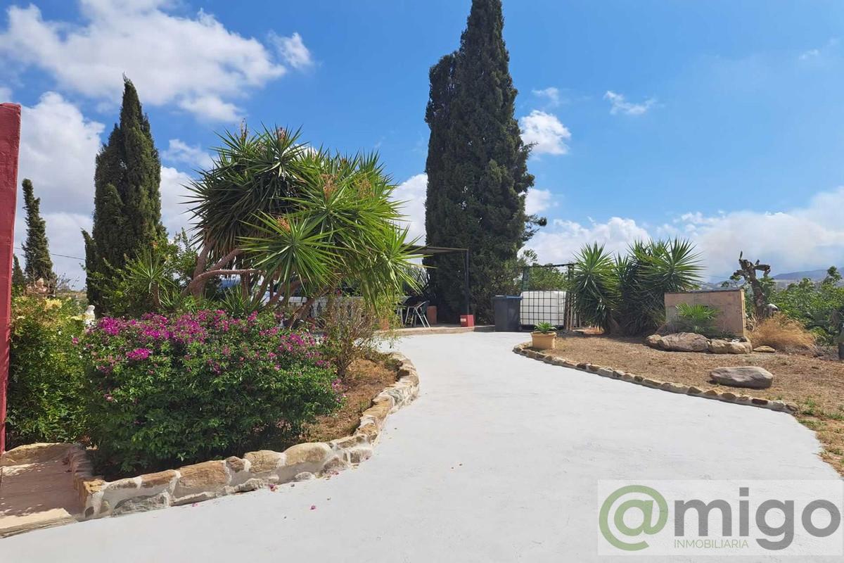 Venta de villa en Coín