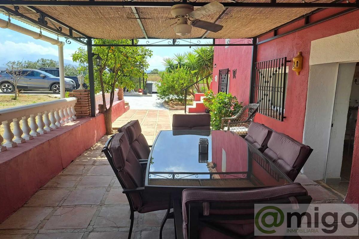 Venta de villa en Coín