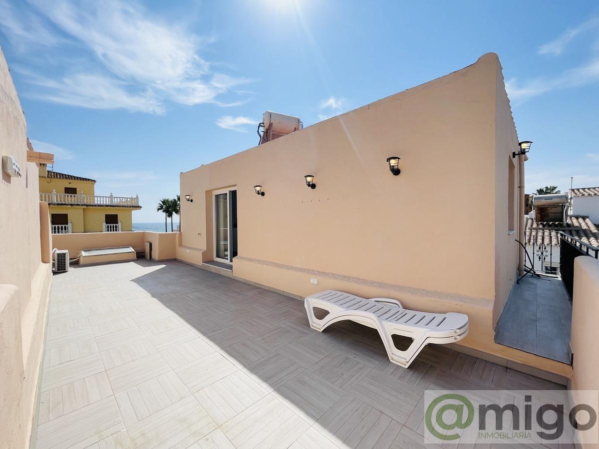 For sale of villa in La Duquesa